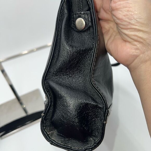 The Sak Simplistic Crossbody Black Leather Bag - Picture 4 of 13